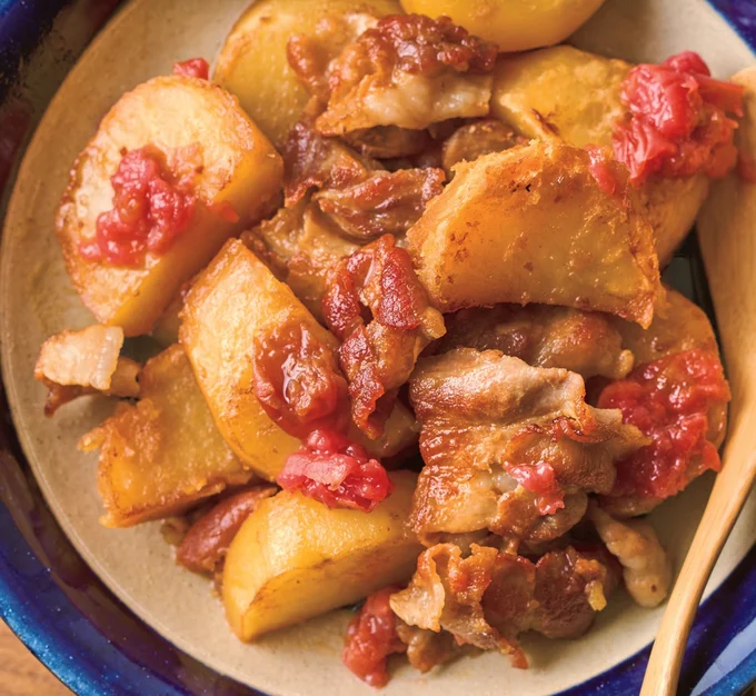 豚バラの梅じょうゆ焼き肉じゃが