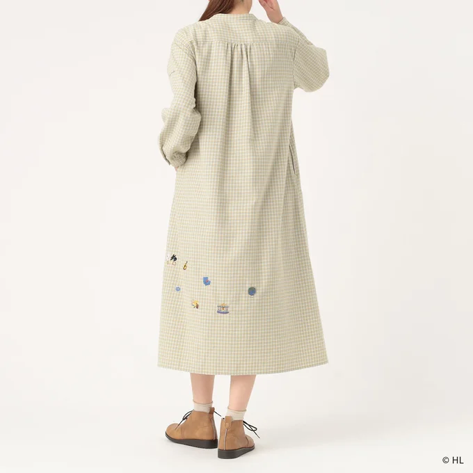 ボタンをはずして羽織りとしても使えます!