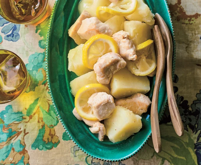 和風でも洋風でも!煮込む時間は10分以内「とり肉の煮物」2品