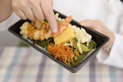 彩り豊かなおかずも豊富