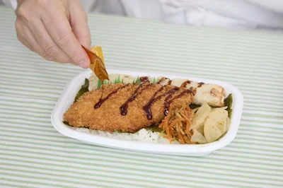 「プレミアムソース」は、まるで洋食屋さんのデミグラス！