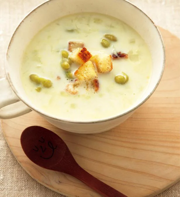 おかゆでとろみ付け。ミキサーなしで作れる「トマトとセロリのポタージュ」