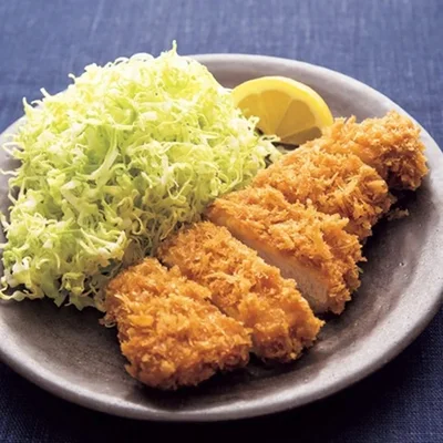  ボゴムさんはとんかつがお好きだそう！