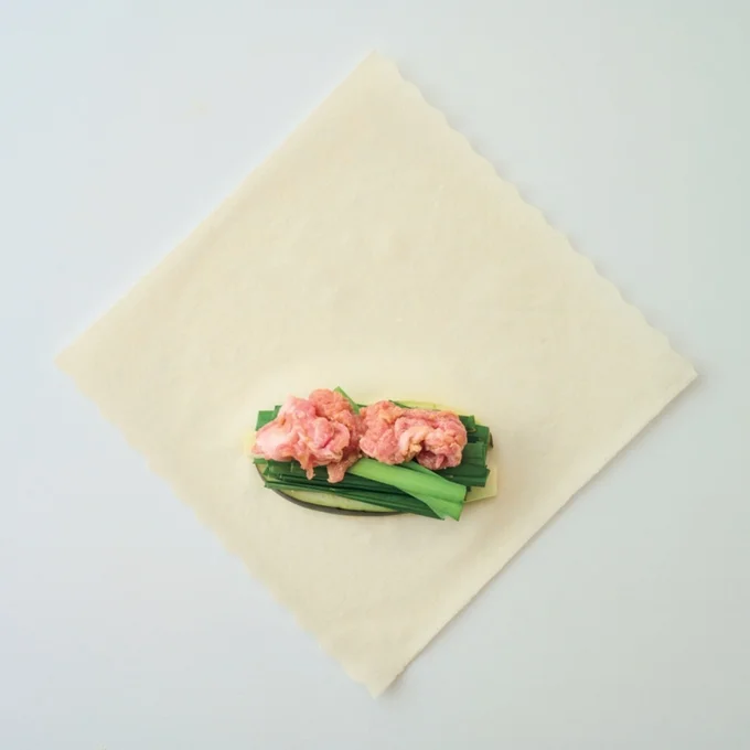 豚なすのしょうが風味春巻き