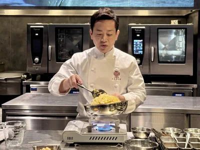 炒飯がふっくらパラッと仕上がる裏ワザを伝授