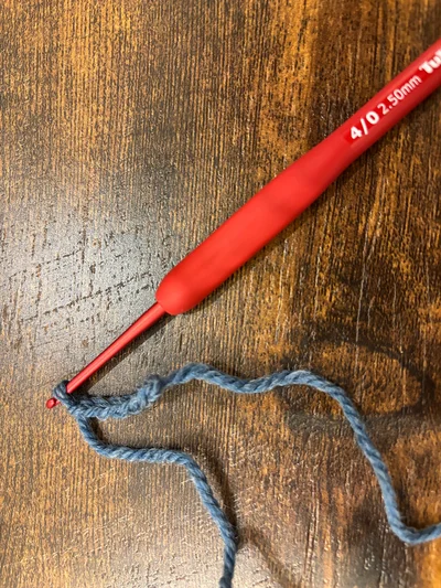 あまりの編みやすさに驚愕。かぎ針 『ETIMO Red(エティモレッド) かぎ針セット 赤』