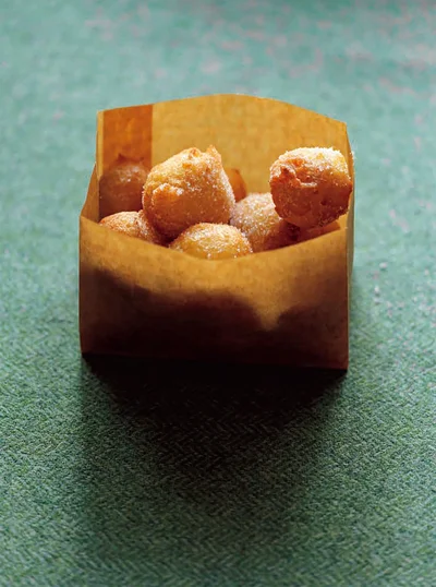 お好みでグラニュー糖や粉糖、シナモンパウダーをまぶしても◎