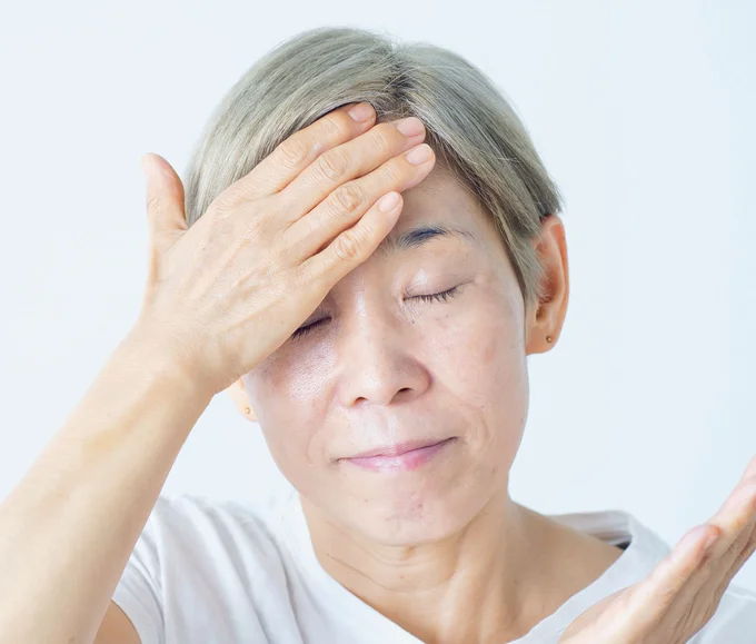 軽やかメイクで化粧崩れを防ぐ!化け子さん流若見えベースメイク【下地編】