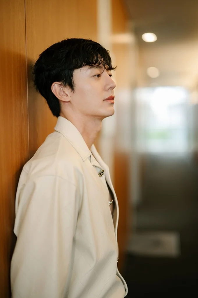 【ここからは前回の来日時の様子】『王女ピョンガン』コ・ゴン役で日本でブレイク！話題の映画『アンダー・ユア・ベッド』に主演するイ・ジフンを東京で密着撮り下ろし！