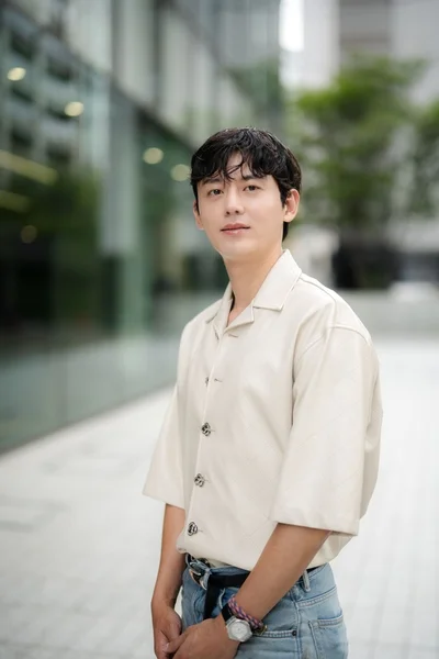 目線を変えながら撮影（▶次へ）