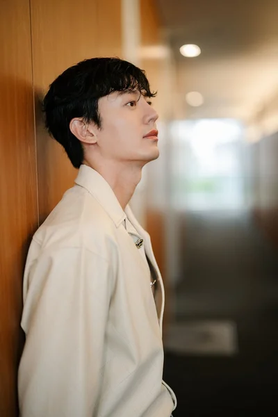 目線の作り方がプロです（▶次へ）