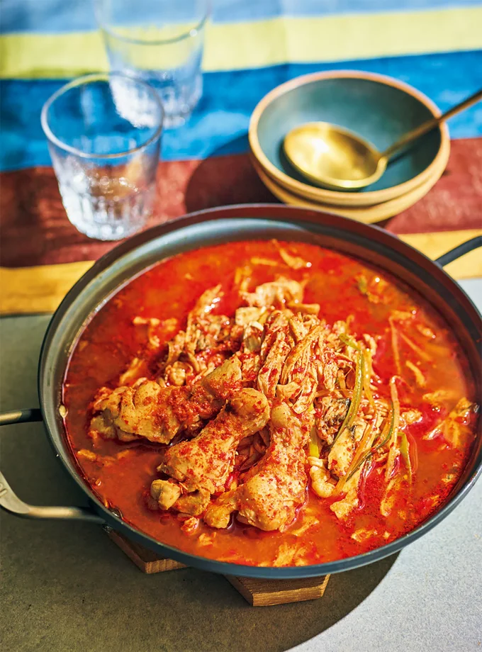 日本でもおなじみのユッケジャンのとり肉バージョン