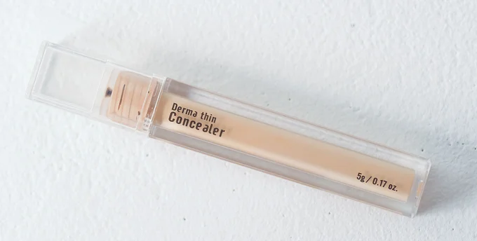 「23YEARSOLD」のダーマシンコンシーラー #2N ナチュラルベージュを使用