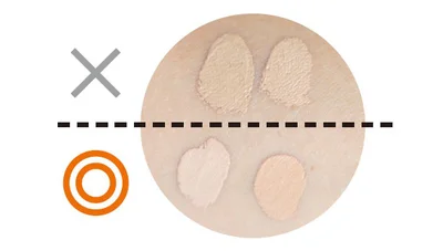 コンシーラー選びのポイント！写真上段の2つのようなベージュ系は、シミがグレーになって浮き出てきやすくなります。選ぶなら下段のようなオレンジ系を