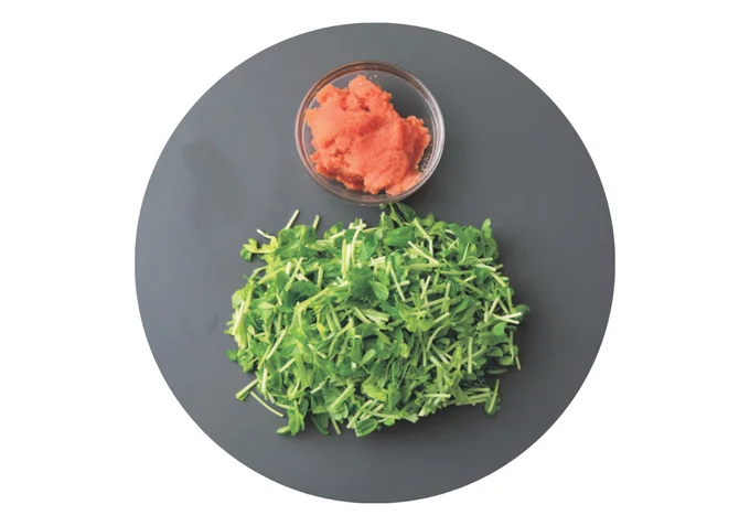 後入れする具(辛子明太子、豆苗)