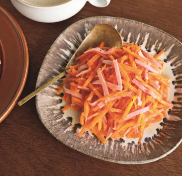 にんじんをたっぷり使った有能サブおかず「レンチンサラダ」＆「カレーマリネ」