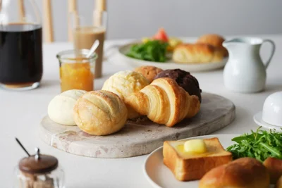 素材にこだわった7種のパンを詰め合わせた贅沢な朝食ギフト