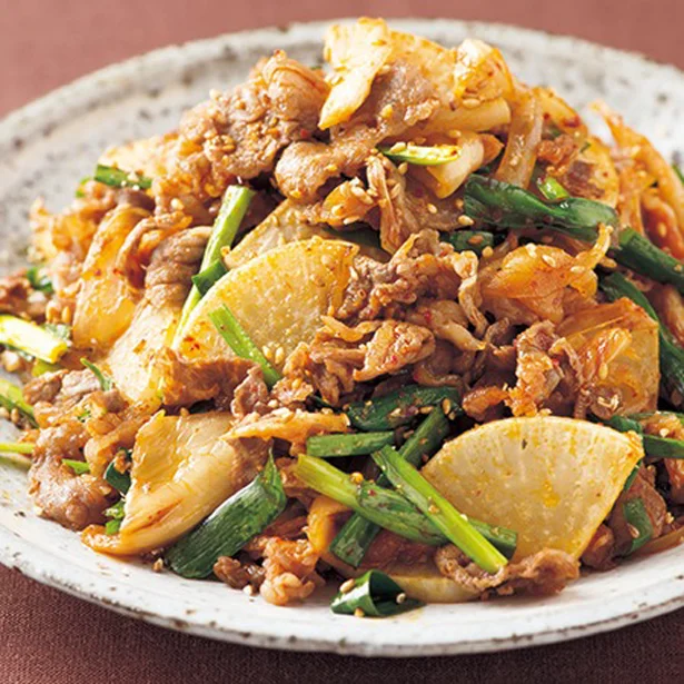 時間がない時でも一発で味が決まる！ ピリ辛キムチ炒め5選
