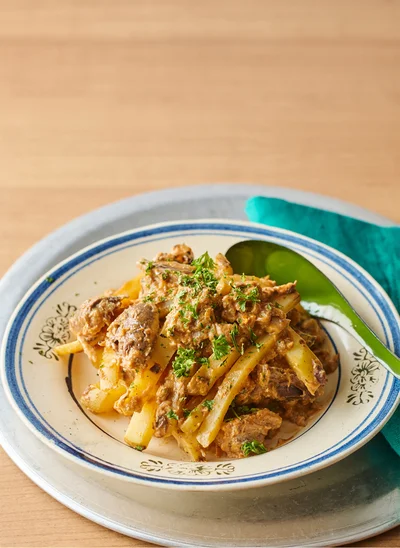 ケチャップで、やさしい甘口のカレー風味に