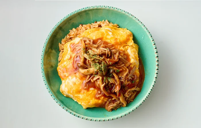 【300円以内の満足ごはん】絶品ハヤシソースがごちそう感たっぷり！ 「極みオムハヤシ」