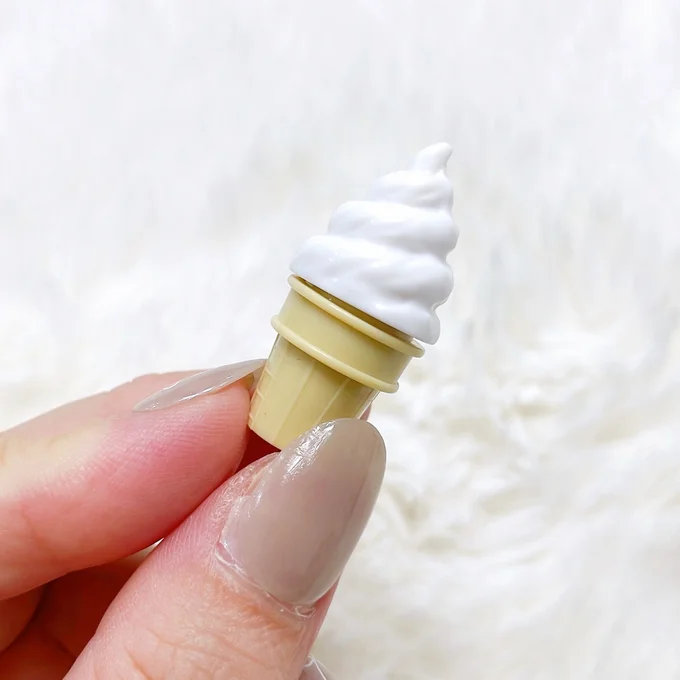 サイズは約3センチソフトクリーム　　　▶これなあに？