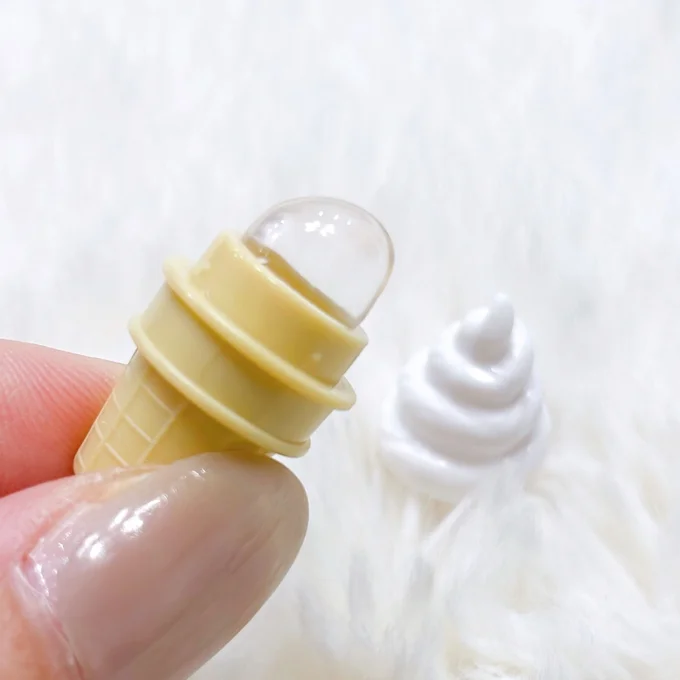 ソフトジェルタイプのメイクブラシになっています！　　　▶どんな素材？