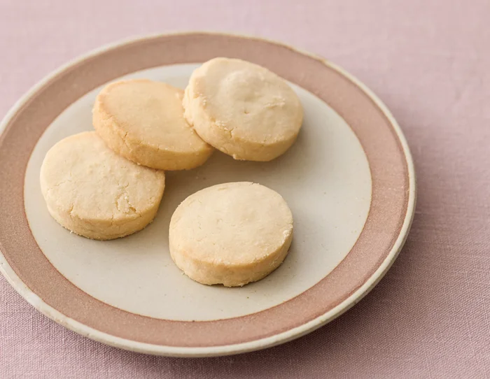 米粉・バター・メープルシロップ「材料3つのメープルクッキー」