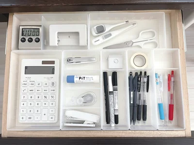 （2）狭い範囲にあるモノ　文房具なども狭い範囲にあるので、進めやすい　　　▶次はここ！