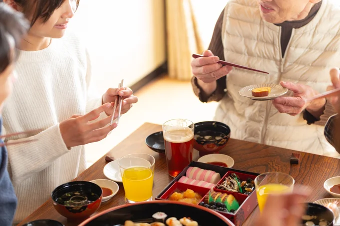 料理も洗濯もダメ？元日は「家事をしない」が正解な理由【知っておきたい年末年始】