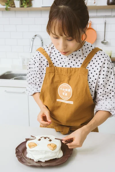 みきさんが見本デコレーション中