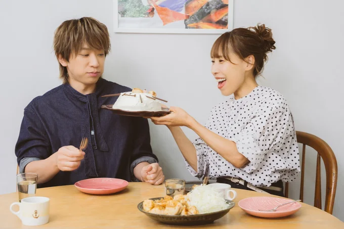 ケーキは切らずに食べちゃいます