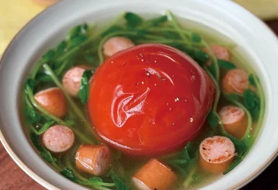 【鍋で10分】包丁いらずで時短！白だし＆コンソメで仕上げる「まるごとトマトのスープ」