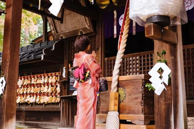 初詣の神社選び。いつどこの神社に行ってもご利益は同じ？【知っておきたい年末年始】