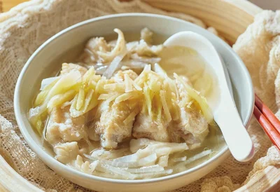 ショウガで体ぽかぽか！せいろで作るおかずスープ「手羽中と大根のスープ」