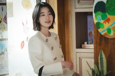 ファッションブランドを経営する一家の次女ということでジウのファッションも楽しみ！