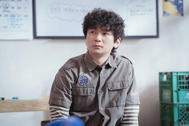 大学時代のサークル「支離滅裂」の先輩たちもふたりの恋を見守る