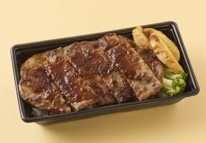  Wアンガスビーフステーキ重（肉2倍）1,690円