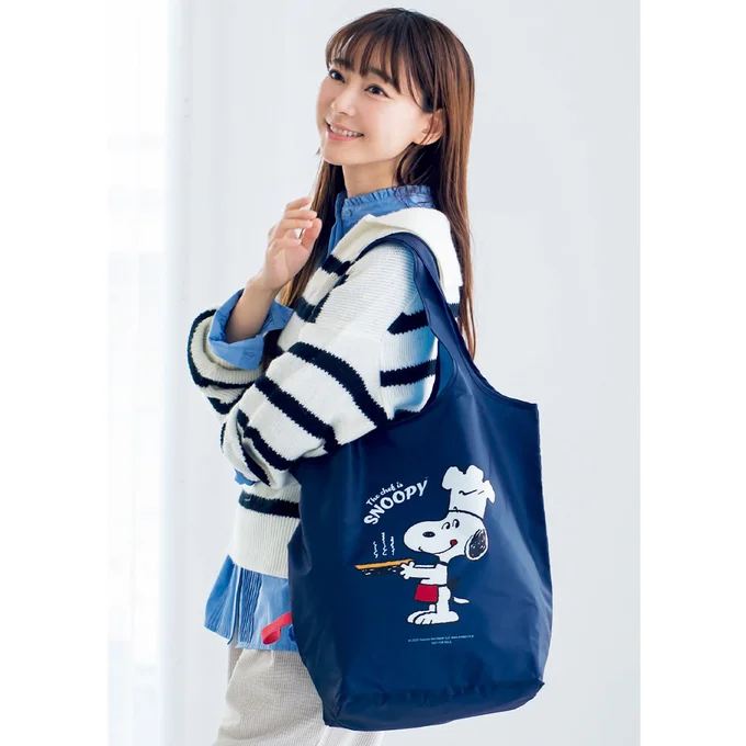 汚れが目立ちにくい濃い紺色