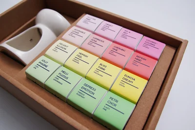 癒し力の高い、天然のアロマが16種類！ブレンドもラクラク。