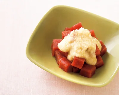 「長芋とろろ」は、国産の長いもを使用。枯節かつおと昆布のだし、沖縄の塩で味をつけています