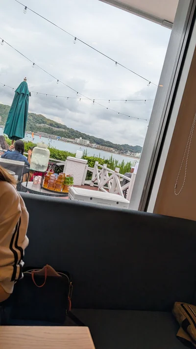 一定さんが過ごされている街の様子なども投稿されています▶続いては冬にぴったりの（⇒次）