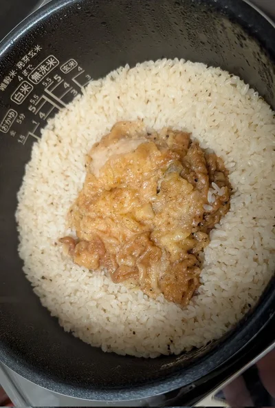 お肉が柔らかそうなのが伝わってきます！これは間違いないやつ！▶投稿主の一定さんは（⇒次へ）