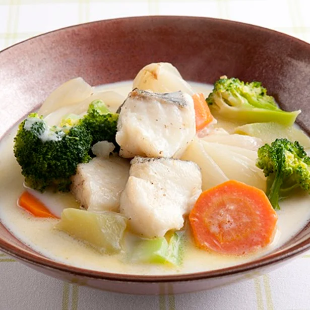 家族も喜ぶ定番の味！ とろ～りマイルドな「たら」のクリーム煮5選