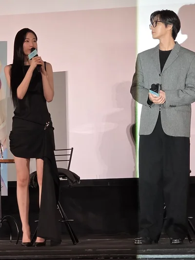 にこにこと笑顔のウォン・ジアン