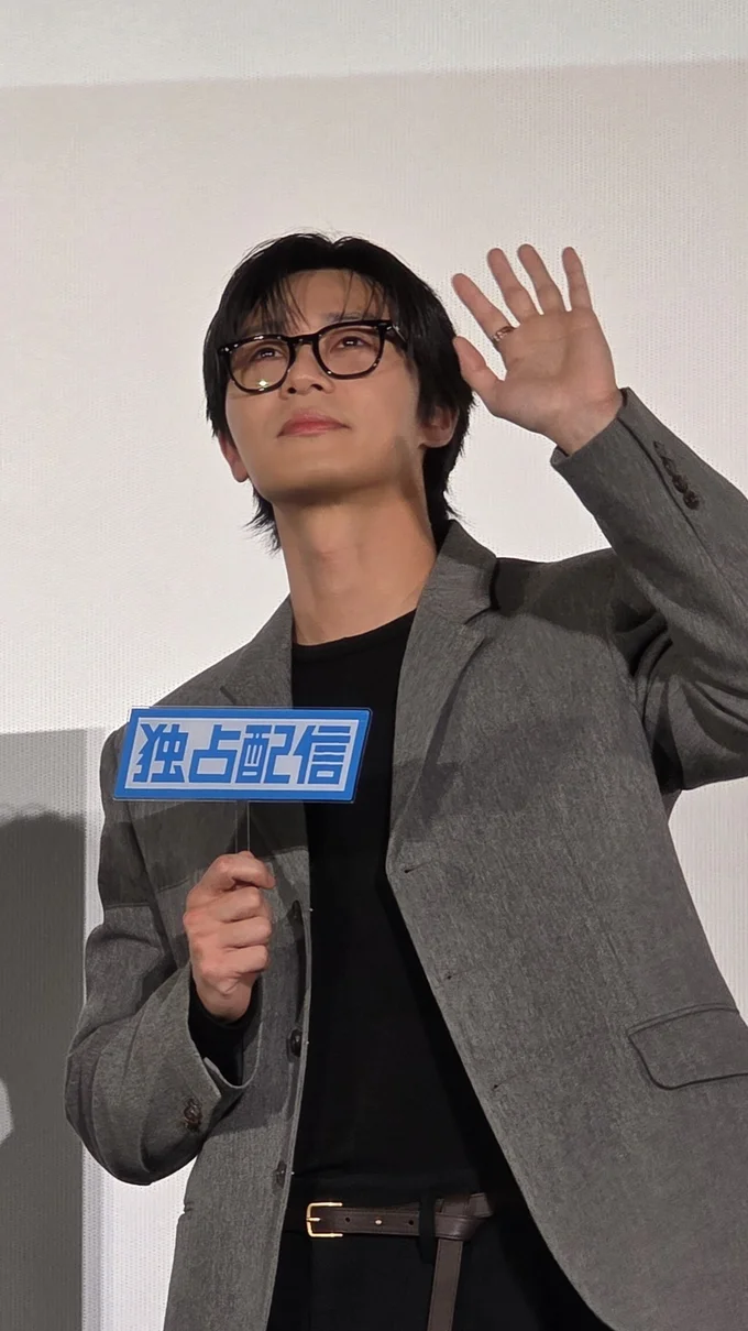 オトナの男のムード満点