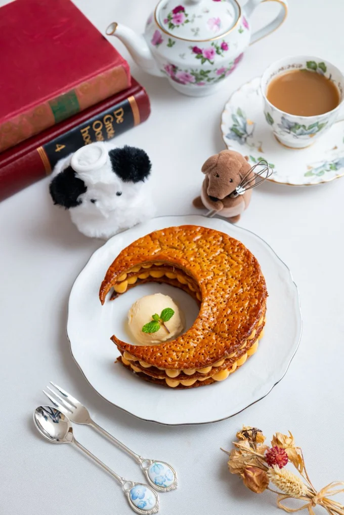 お月さまのミルフィーユ。かわいくて食べられませんね…▶︎どうやって焼くの？（⇒次へ）