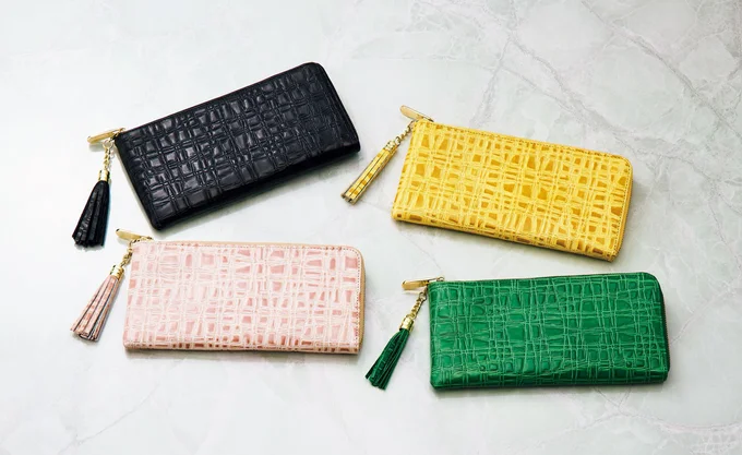 軽さにびっくり！長財布タイプ