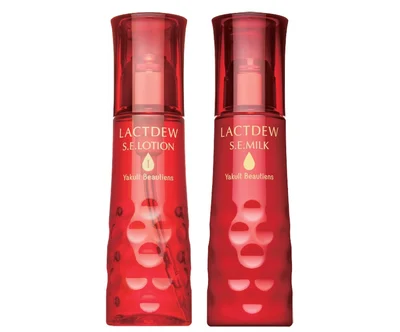 左：ラクトデュウ S. E. ローション1 130ml ￥4,400、右：ラクトデュウ S. E. ミルク 110ml ￥4,950／ヤクルト ビューティエンス