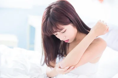 全身砂漠化が進んでいるアナタ！今すぐ体の乾燥チェックを