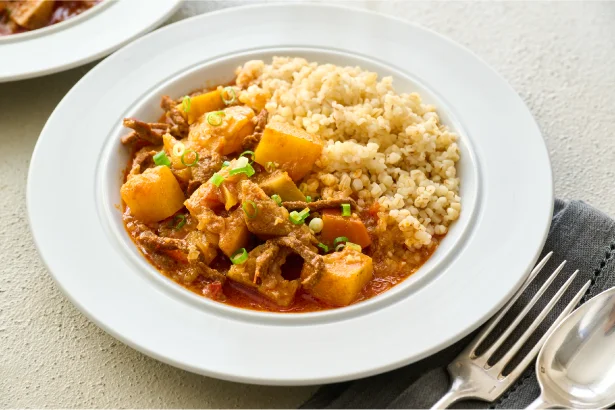 和根菜のグヤーシュ